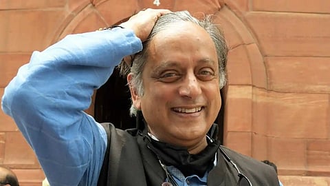 சசி தரூர் அளித்த புகார் கடிதம்....!! கண்டித்த காங்கிரஸ்...!! காரணம் என்ன?!!