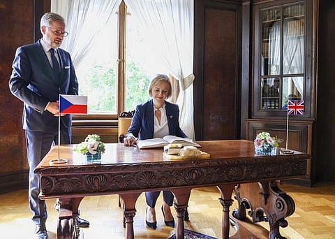 லிஸ் ட்ரஸ்ஸின் அரசியல் நெருக்கடிக்கான முக்கியமான காரணங்களும் விளக்கங்களும்!!