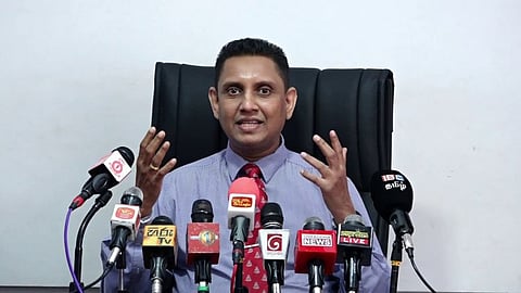 இலங்கை அரச வைத்தியசாலையில் மருந்துகளுக்கு தட்டுப்பாடு; அதிக விலைக்கு மருந்துகளை விற்பனை செய்யும் மருந்தகங்கள்..!