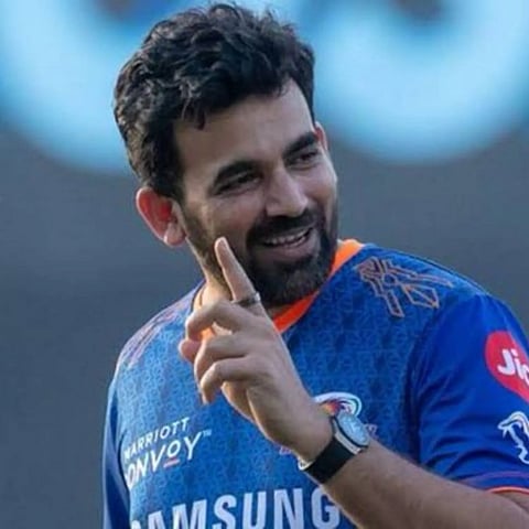 இந்திய கிரிக்கெட் வீரர் ஜாகீர் கான் உணவகத்தில் தீ விபத்தா?!!