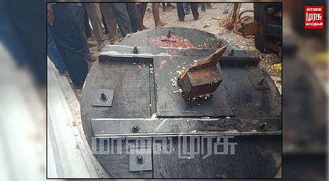 தேர் சரிந்து விழுந்ததால், திருவிழாவில் பதற்றம்... அதிர்ஷ்டவசமாக உயிர் சேதம் இல்லை...