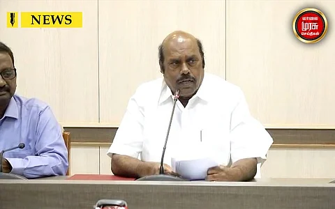 மருத்துவமனை கட்டடங்கள் குறித்த ஆய்வு கூட்டம்...! கட்டுமான பணிகள் குறித்து பேசிய அமைச்சர்...!