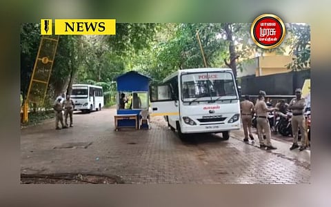 எல்லையில் வெடித்த குக்கர் வெடிகுண்டு - இரண்டு பேர் படுகாயம்