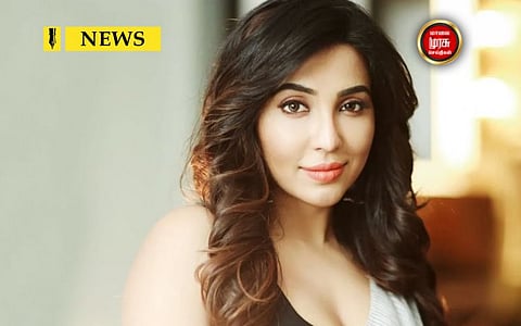 நடிகை பார்வதி நாயரின் புகைப்படத்தை இழிவுபடுத்திய புகார்...! முன்னாள் ஊழியர் கைது...!