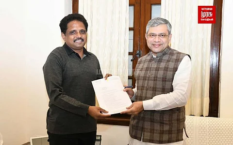 ரயில்வே ஊழியர்களுக்கு ஊதிய உயர்வு? ரயில்வே துறை அமைச்சர் அளித்த வாக்குறுதி என்ன?!!