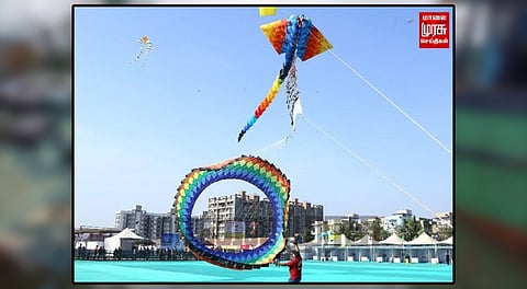 பட்டம்விடும் திருவிழா கோலாகலம்; பார்வையாளர்கள் உற்சாகம்...