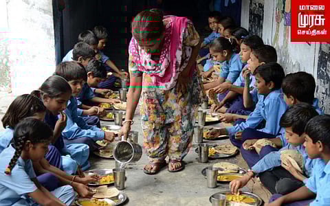 மாணவர்களை மயக்கமடைய செய்த மதிய உணவு....உணவில் பாம்பிருந்ததா?!!