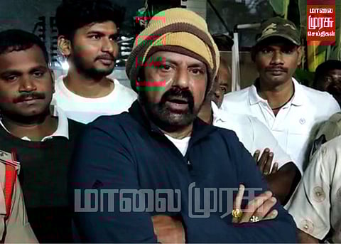 சந்திரபாபு நாயுடு வீட்டின் முன் போகி கொண்டாடிய நடிகர் பாலகிருஷ்ணா...