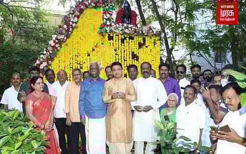 வீண் பேச்சால் தமிழையும், தமிழர்களையும் குழப்ப வேண்டாம்...வைரமுத்து பேச்சு!