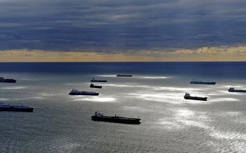 உலகின் சவாலான கடல் பந்தயம்.....