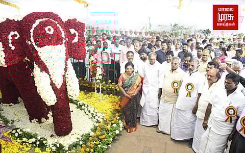 புதுச்சேரியில் தொடங்கிய கண்கவர் மலர் கண்காட்சி....