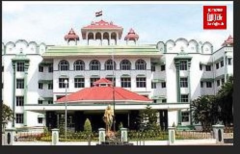 அண்ணாமலை தரப்பில் விமான நிலையத்தில் கோஷமிட்டது குற்ற செயல் - ஒத்திவைத்த உயர்நீதிமன்றம்