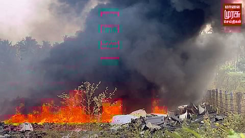 மேட்டுப்பாளையம் பழைய இரும்பு கடை அருகே தீ விபத்து..!