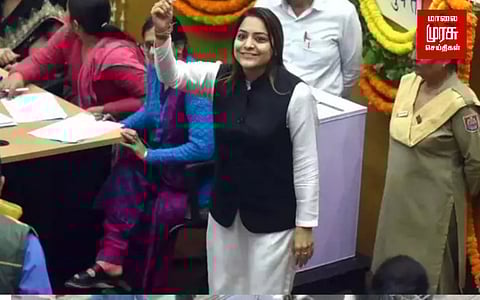 உயிருக்கு பயந்து ஓடிய டெல்லி மேயர்... பாஜக காரணமா?!!