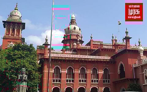 சட்ட விரோதமாக மணல் கொள்ளை... தமிழக அரசு விளக்கம்!!