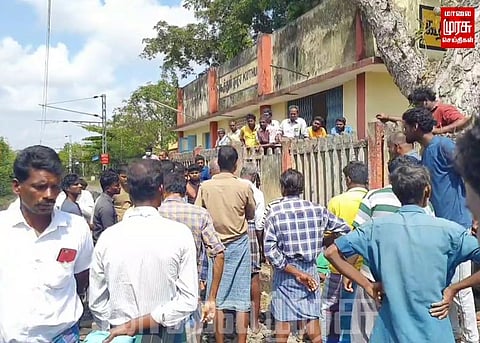 செவி திறன் சவாலுடைய மாற்றுத்திறனாளி ரயிலில் மோதி பலியானதால் பரபரப்பு...