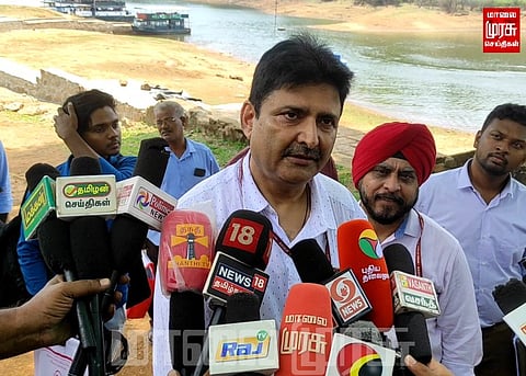 முல்லைப் பெரியார் அணையை மத்திய பாதுகாப்பு குழுவினர் ஆய்வு...