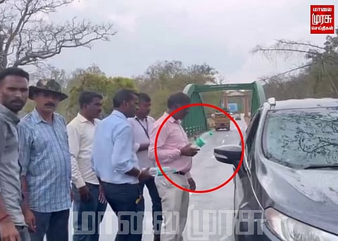 சுற்றுலா பயணிகளிடம் இருந்து 1 டன் ப்ளாஸ்டிக் பறிமுதல் செய்த அதிகாரிகள்...