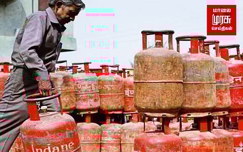 கடைகளுக்கு பயன்படுத்தும் சிலிண்டர் விலைகுறைப்பா...?!!