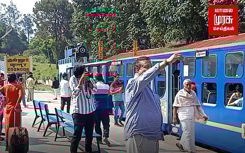 குன்னூர் சிம்ஸ் பூங்காவில் குவிந்த சுற்றுலா பயணிகள்...படகு சவாரி இல்லாததால் ஏமாற்றம்!