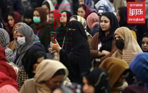 பெண்களுக்கு தொடரும் தடைகள்.... உணவகங்களுக்கு செல்லவும் தடை!!