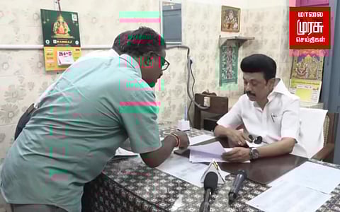 கள ஆய்விற்காக விழுப்புரம் சென்ற முதலமைச்சர்...ஊராட்சி ஒன்றிய அலுவலகத்தில் திடீர் ஆய்வு!