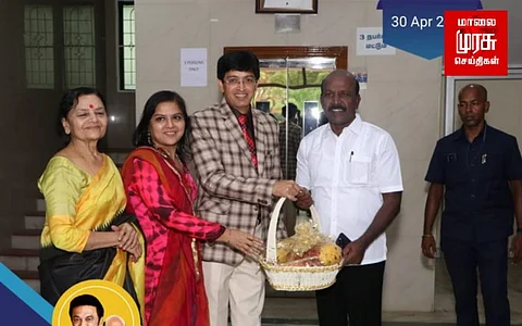 மதுரை எய்ம்ஸ் முன்னாள் தலைவரின் நினைவுதினம்...மாணவர்களுக்கு பதக்கங்கள் வழங்கிய அமைச்சர்!