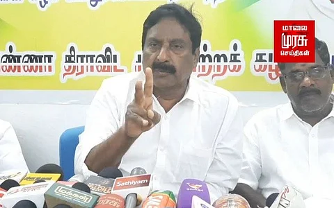 திமுக, காங்கிரஸ் கட்சியினா் மீது நடவடிக்கை...! அதிமுக மாநில செயலாளர் வலியுறுத்தல்...!!
