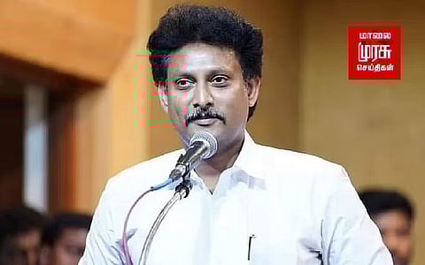 அரசு ஆசிரியர்களின் குழந்தைகள்...! "எந்த பள்ளியில் படிக்க வேண்டும் என்று யாரும் சொல்ல முடியாது" அன்பில் மகேஷ்...!!