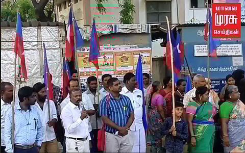 போலி செக் கொடுத்த நிர்வாகத்தை கண்டித்து தொழிலாளர்கள் ஆர்ப்பாட்டம்!!!