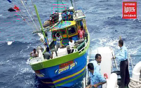 இலங்கை மீனவர்கள் 5 பேர் கைது!!