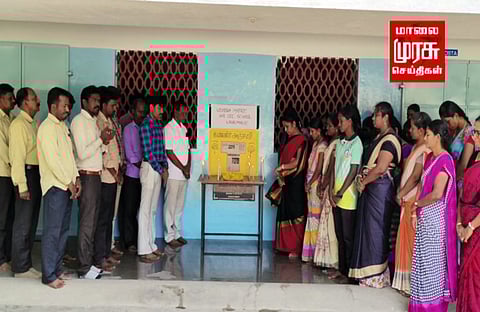 ஒடிசா ரயில் விபத்து - விராலிமலையில் பள்ளி ஆசிரியர்கள் சார்பில் மௌன அஞ்சலி...!
