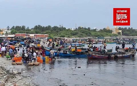 ராமேஸ்வரம்: ஒரு படகிற்கு 30 ஆயிரம் முதல் 50 ஆயிரம் வரை நஷ்டம்; கவலையில் மீனவர்கள்!