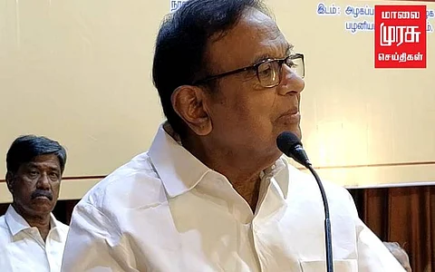 ”மாணவர்களுக்கு இரு மொழிகளிலும் புலமை வேண்டும்...இல்லையென்றால் இருமொழி ஒருமொழியாகிவிடும்”