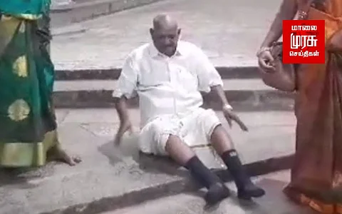 பழனி: ரோப்காரில் ஏற்ற மறுத்த கோயில் நிர்வாகம்; படிக்கட்டில் தவிழ்ந்து வந்த 85 வயது முதியவர்!