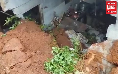 நீலகிரி : தொடர் கனமழையால் ஏற்பட்ட மண் சரிவு...பொதுமக்களின் இயல்பு வாழ்க்கை பாதிப்பு!