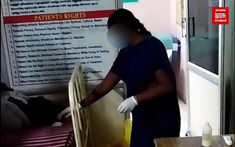 கேள்விக்குறியாகிய அரசு மருத்துமனைகள்... மருத்துவர் இல்லாததால், மருத்துவம் பார்த்த தூய்மை பணியாளர்!