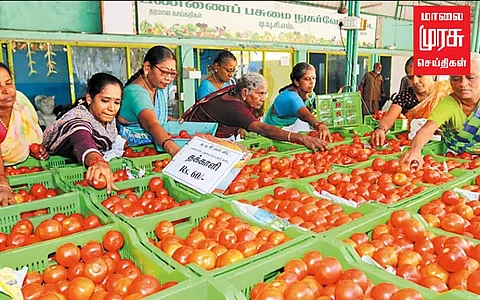 கூட்டுறவுக்கடையில் ரூ.60-க்கு தக்காளி விற்பனை..!