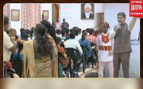 ”நீட் தேர்வினை எப்போது ரத்து செய்வீர்கள்”பெற்றோரின் கேள்விக்கு ஆளுநரின் திட்டவட்ட பதில்!