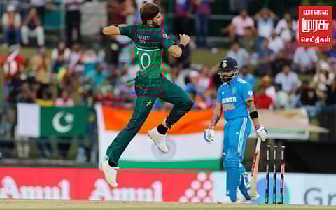 போட்டியின் இடையில் குறுக்கிட்ட மழை...பாகிஸ்தான் அணிக்கு அடித்த ஜாக்பார்ட்...இந்தியாவின் நிலை?