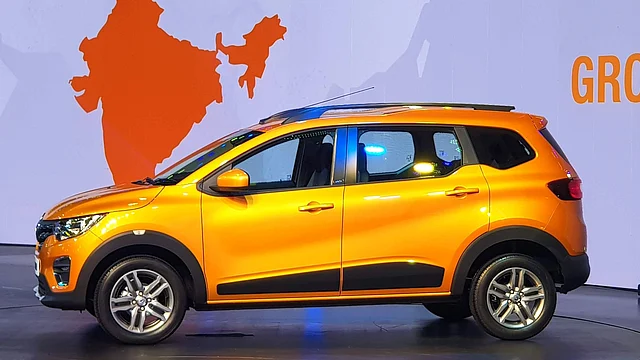 रेनॉ ट्राइबर की लंबाई 3,990 mm है