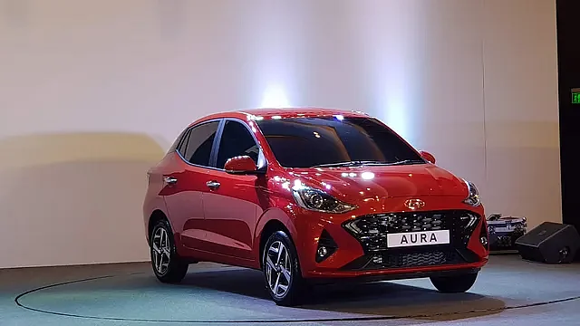 Hyundai AURA तीन तरह के इंजन विकल्प के साथ उपलब्ध होगी