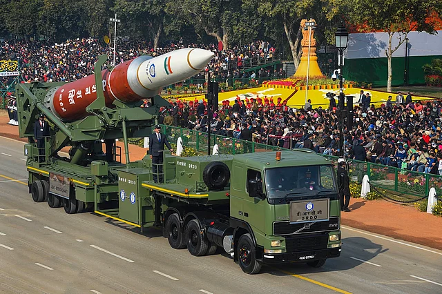 राजपथ पर गणतंत्र दिवस की परेड में एक मिलिट्री व्हीकल एंटी-सैटेलाइट वेपन (ASAT) मिसाइल शक्ति से लैस भी शामिल हुआ. 