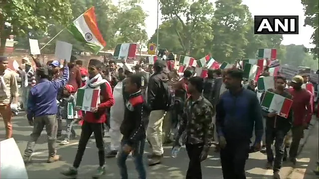 मंडी हाउस से जंतर मंतर तक विरोध प्रदर्शन मार्च निकाला गया.
