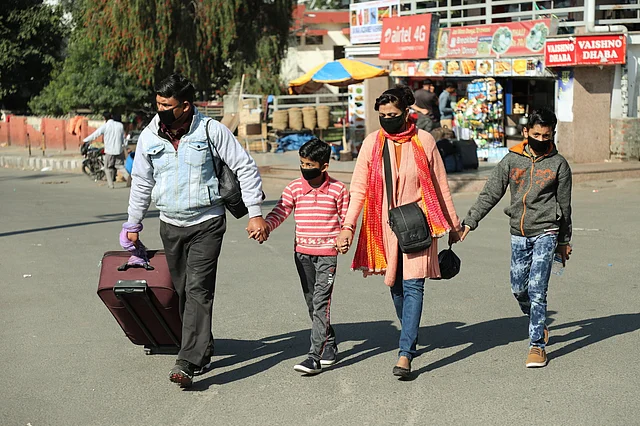 कोरोनावायरस के चलते कई ट्रेनें कैंसल कर दी गई हैं