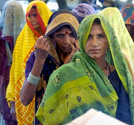 Reforms have adversely
impacted rural women,
with the loss of jobs in
sunset industries.