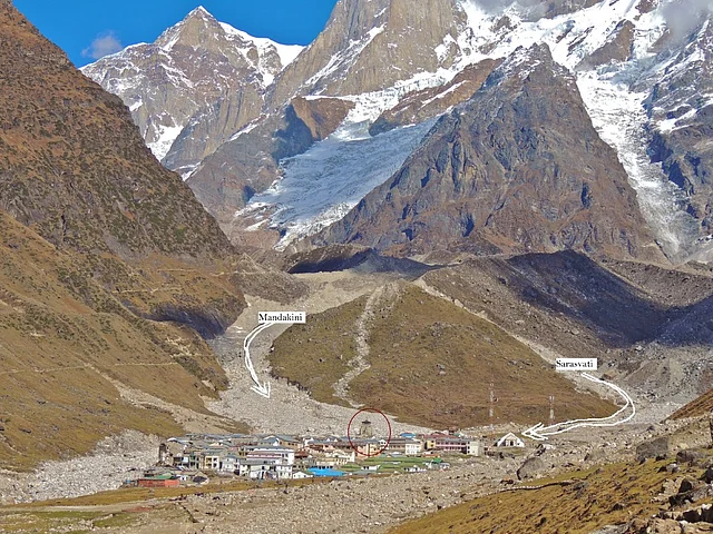 Post-2013 image of the area by Vaibhav Kaul; Scribbles by the author