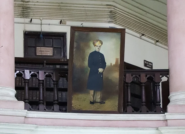 A portrait of Nalvadi Krishna Raja Wadiyar at BHU. 