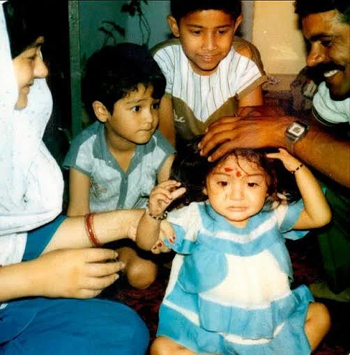 Baby Anushka with her parents