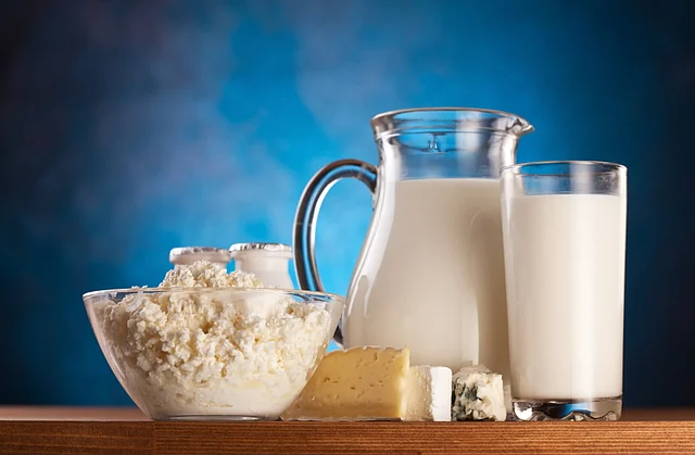 Milk and cheese are rich in calcium (Photo: iStockphoto)